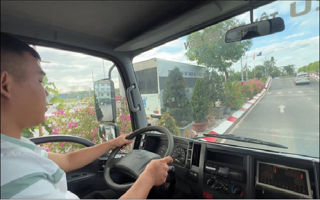 Hình 2: Nắm vững bí quyết để sở hữu bằng lái xe C1 chỉ sau một lần thi.